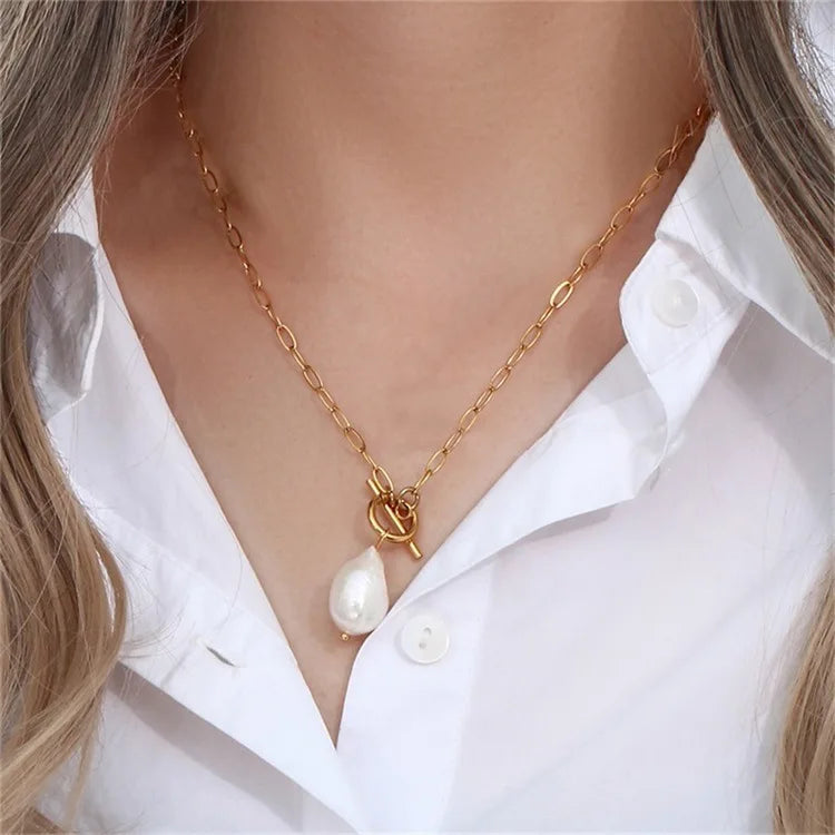 Baroque Pearl Toggle Necklace – 14K Gold Plated on Stainless Steel